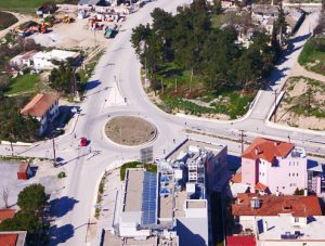 Διαμόρφωσηκόμβουεισόδου εξόδουΝ.ΚαλλικράτειαςκαιασφαλτόστρωσητηςευρύτερηςπεριοχήςτηςδυτικήςΧαλκιδικής.φορέαςέργου:διεύθυνσητεχνικώνυπηρεσιώννομαρχιακήςαυτοδιοίκησηςΧαλκιδικής.